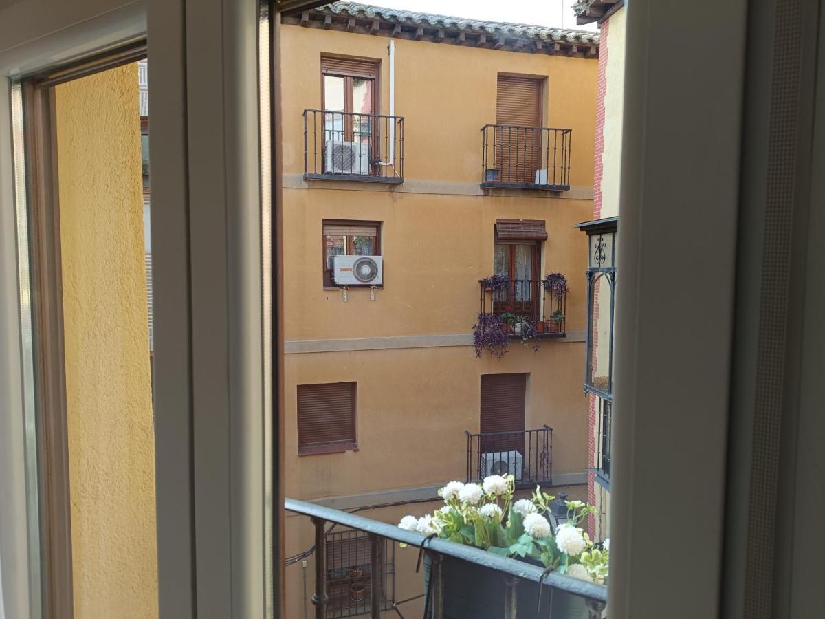 Cristo Del Rocio - Parking Gratis Apartamento Toledo Exterior foto